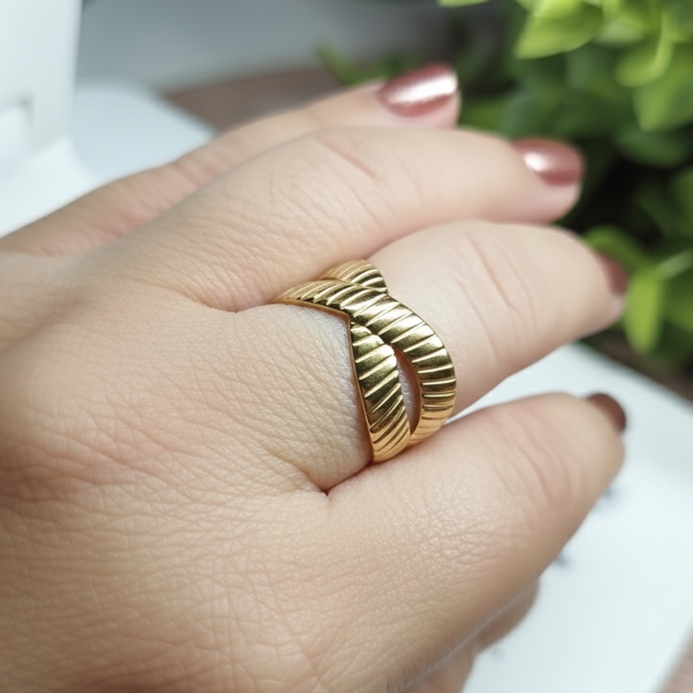 Elegant Stainless Steel Gold-Tone Women's Ring